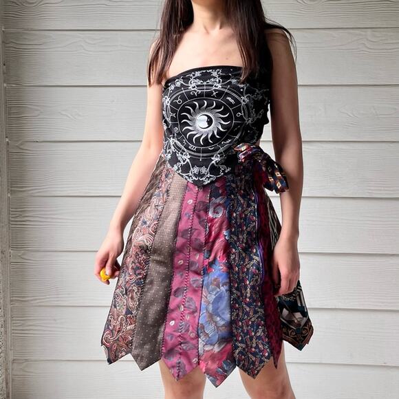 100% Silk Handmade Ties Skirt SKU 06181 - Picture 5 of 16